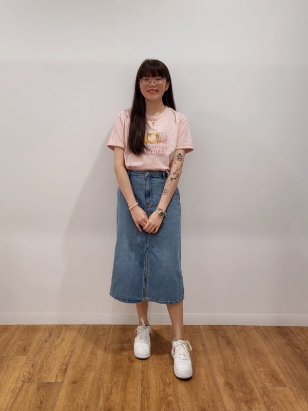 Uniqlo store jeans skirt