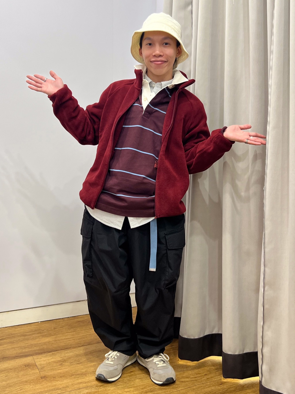 Check styling ideas for「U Wide Fit Parachute Pants」