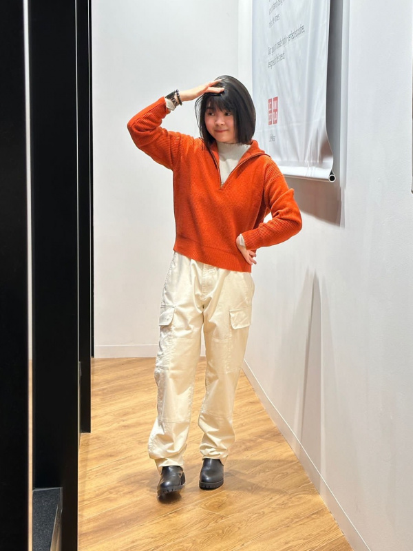 Uniqlo 2024 orange pants