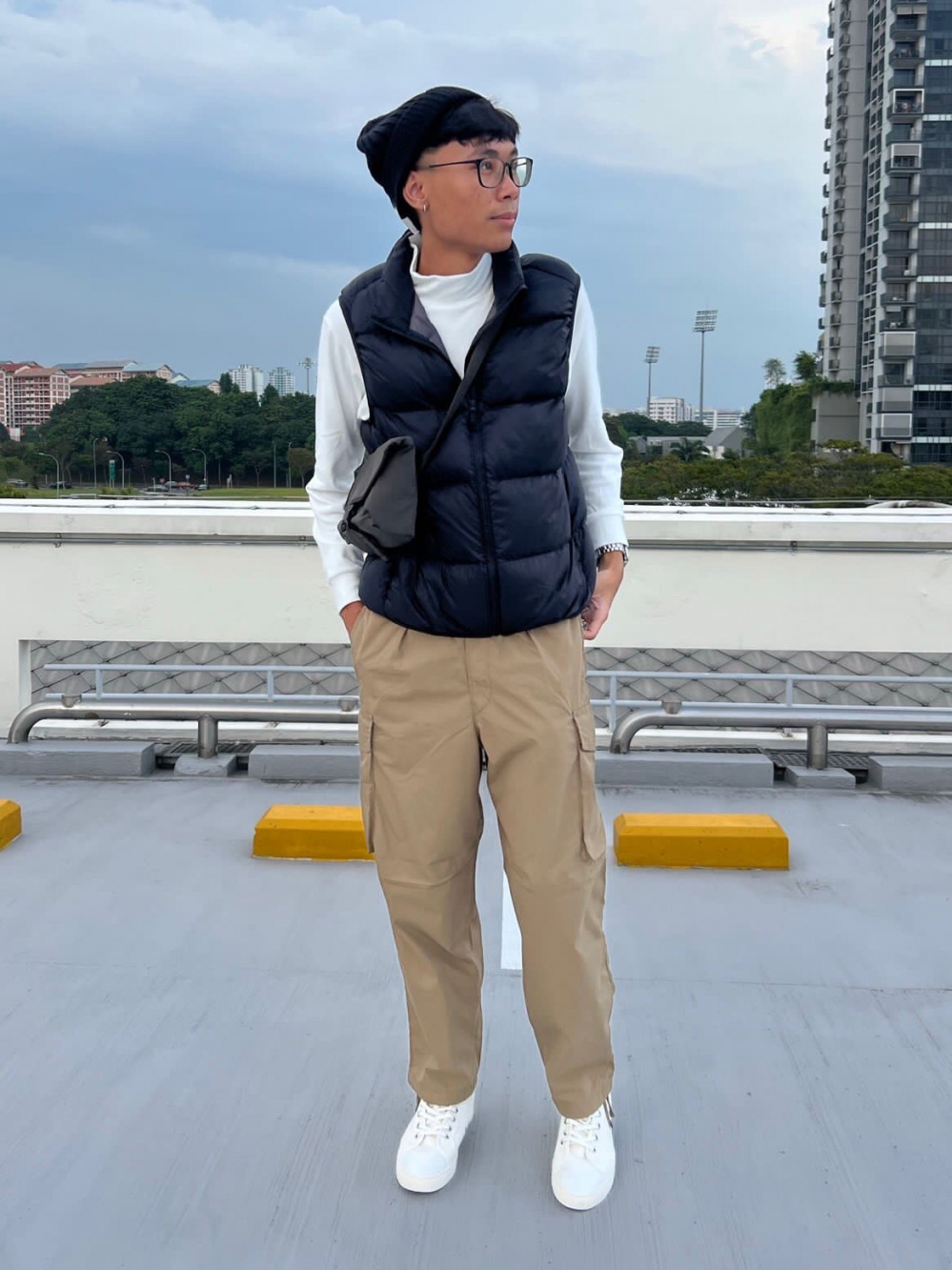 Check styling ideas for「Ultra Light Down Vest、EZY Extra Stretch Jeans」