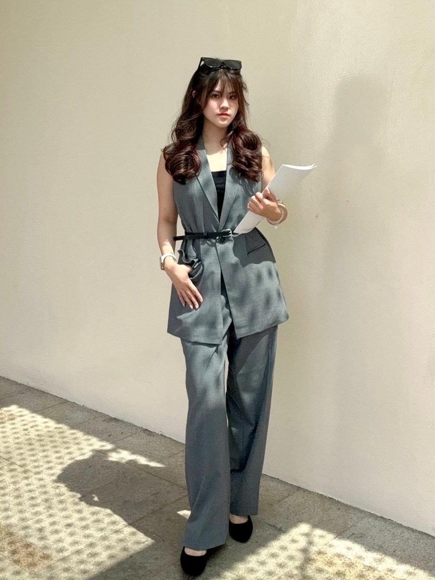 Check styling ideas for「Miracle Air Pleated Pants (AirSense Pleated Pants)  (RegularLength: 68-70cm)、Dress Skinny Belt」
