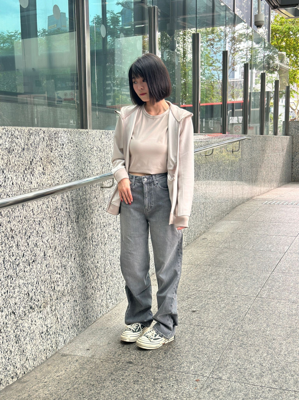Check styling ideas for「AIRism Ultra Stretch Cropped T-Shirt