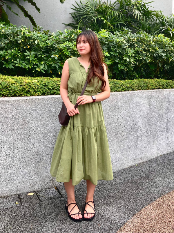 WOMEN'S LIGHT COTTON SLEEVELESS DRESS | UNIQLO PH