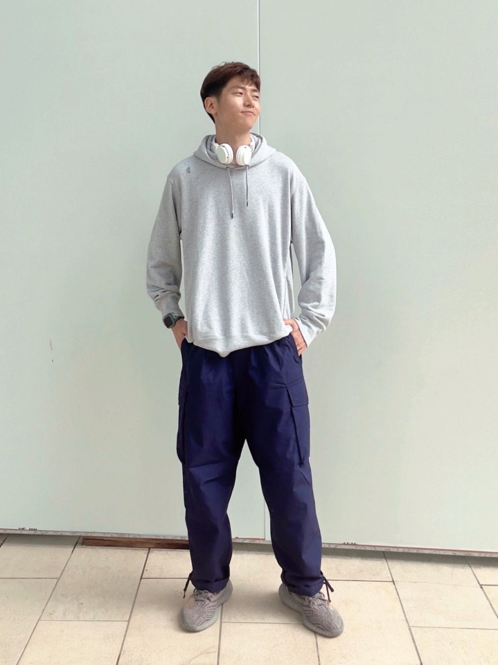 sweatpants outfit for school