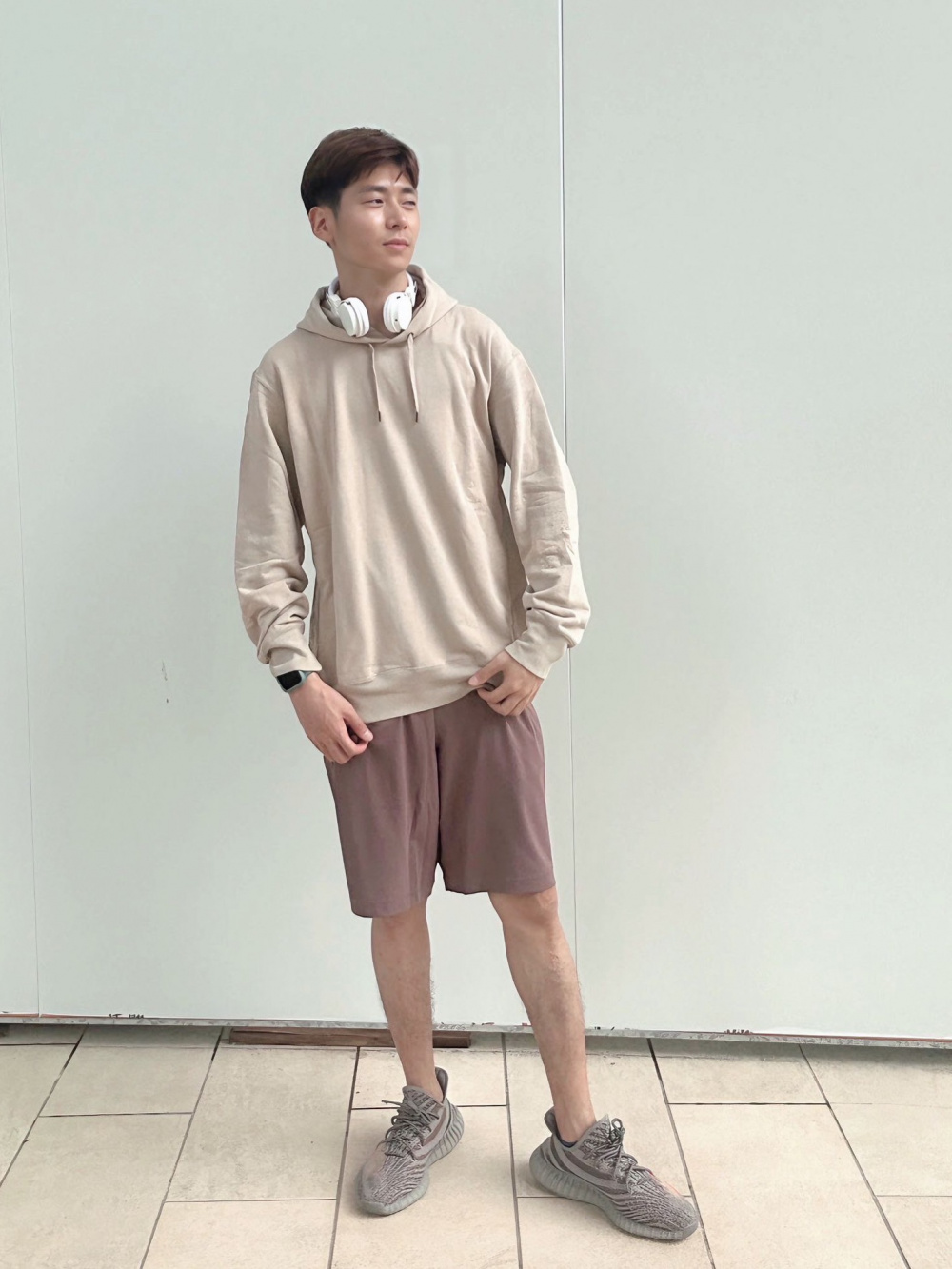 Check styling ideas for「Sweat Pullover Hoodie、Ultra Light Down