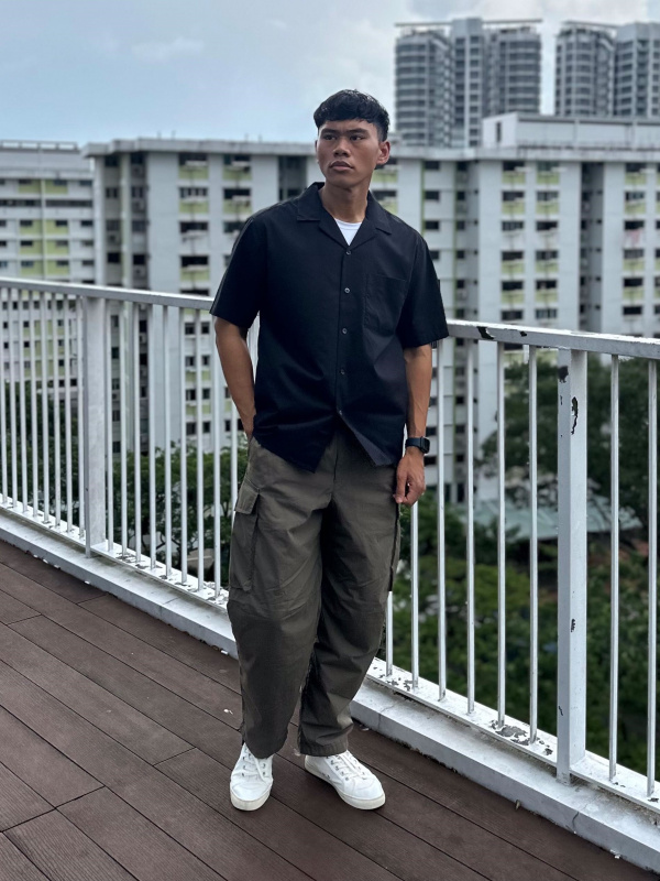 dress shirt with cargo pants How To Up neck shirt and boat shoes to complete your laidback ensemble Men's Outfit: Tan Houndstooth Blazer,