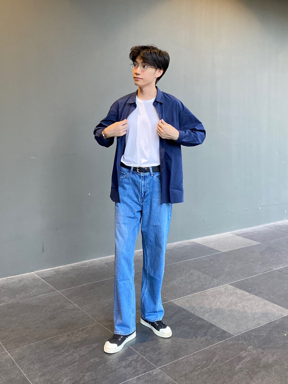 Check styling ideas for「Wide Straight Jeans (Regular Length 