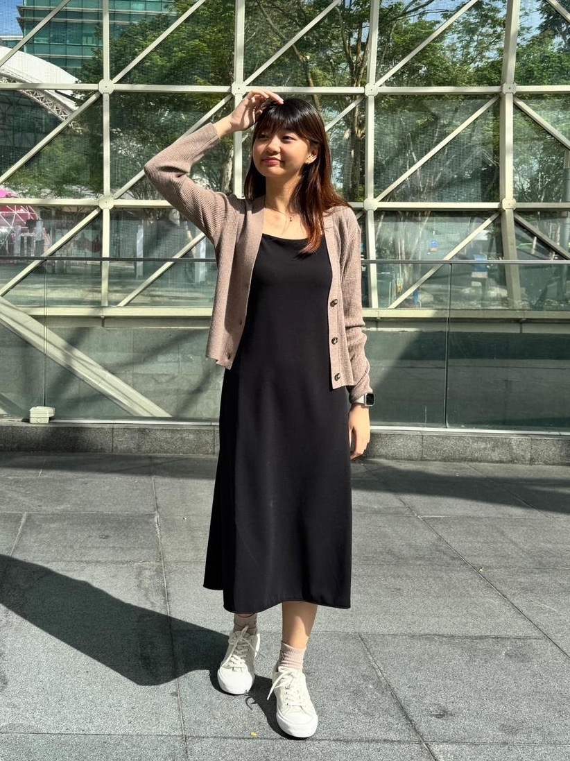 Check styling ideas forCrepe Jersey Bra Camisole Dress| UNIQLO SG