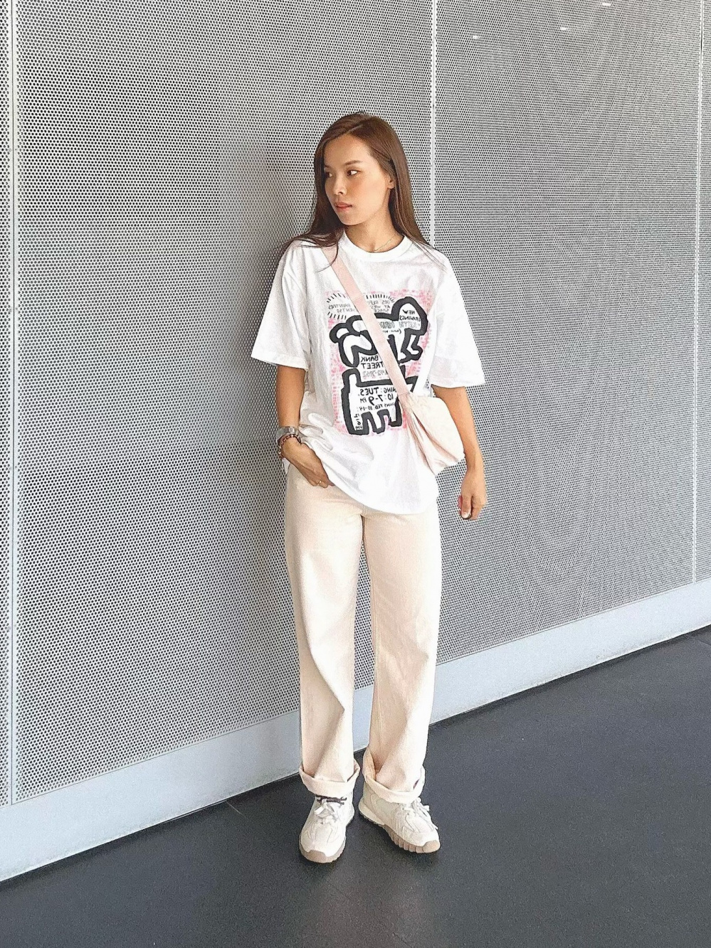 ดูไอเดียสไตล์การแต่งตัวสำหรับ「เสื้อยืดแขนสั้น NY POP ART UT」| UNIQLO TH