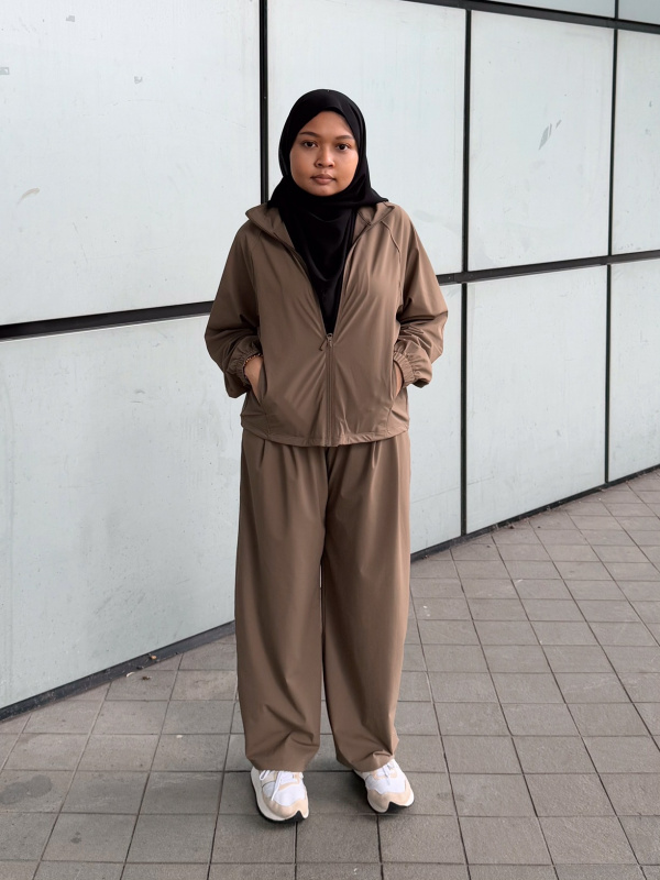 ULTRA STRETCH ACTIVE WIDE PANTS (REGULAR LENGTH)(WOMEN'S) OUTFIT