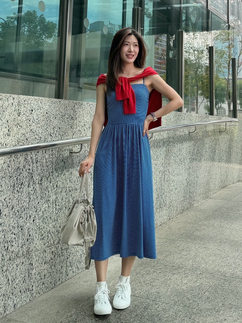 Check styling ideas for「Open Collar Oxford Shirt Dress、Straight Jeans  (Regular Length)」| UNIQLO SG