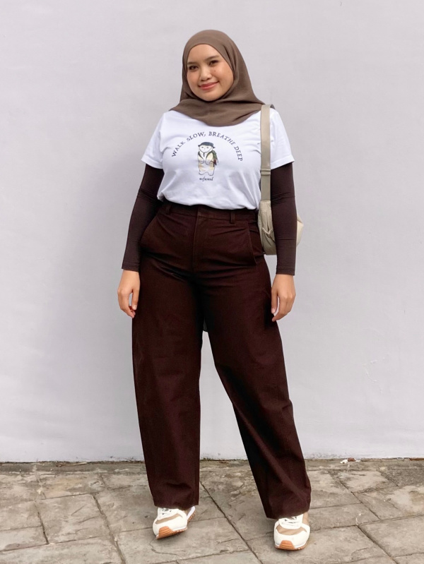 An outfit using Cotton Dobby V Neck Blouse and Denim Culotte