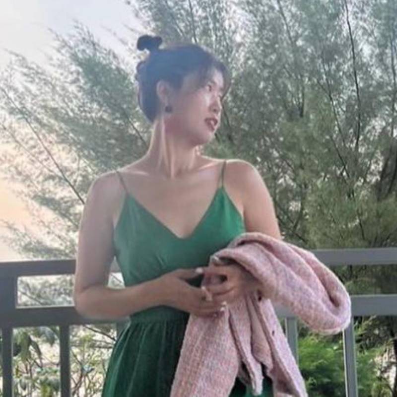 Outfit ideas of Jessica(Great World City) UNIQLO IN