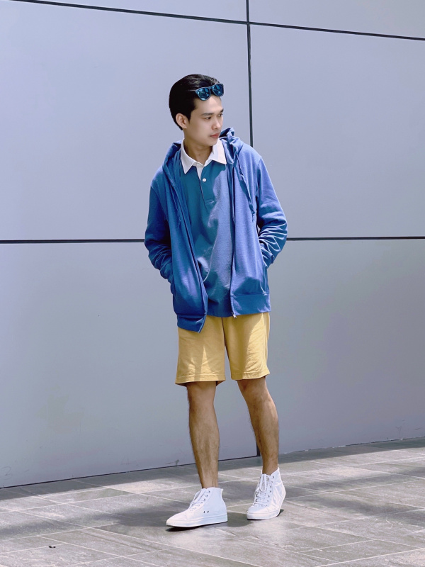 UNIQLO on X: Get breathable sun protection for your moments outdoors from  our Men #AIRism UV Protection Full-Zip Hoodie.   #LifeWear  / X