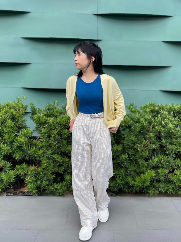 Uniqlo best sale yellow pants