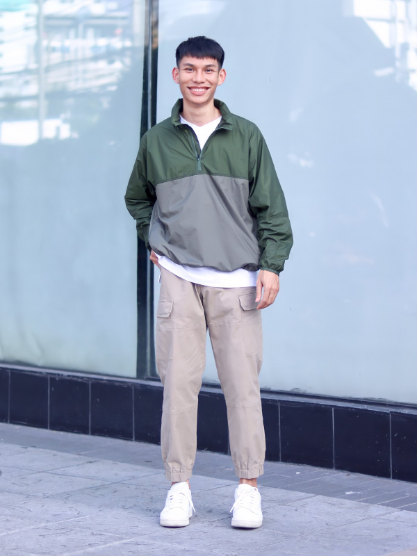 Uniqlo cheap men jogger