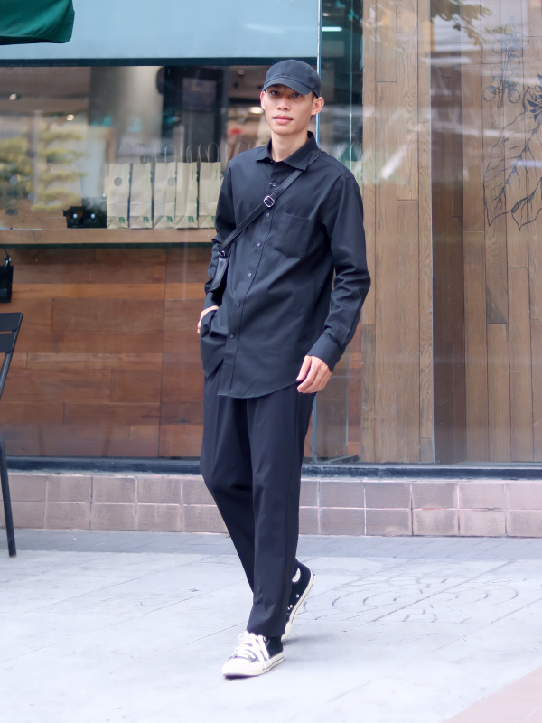 Uniqlo black shop dress shirt