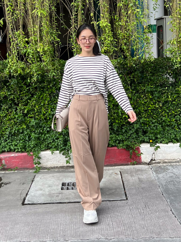 UNIQLO PLEATED WIDE PANTS