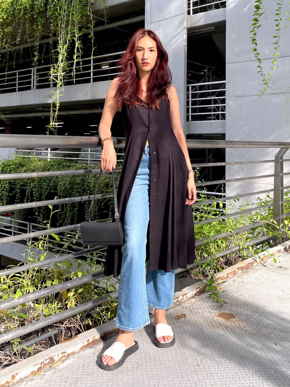 Check styling ideas for「Slim Flared Jeans」