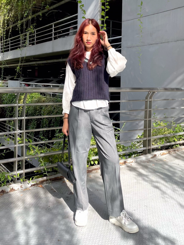 UNIQLO PLEATED WIDE PANTS