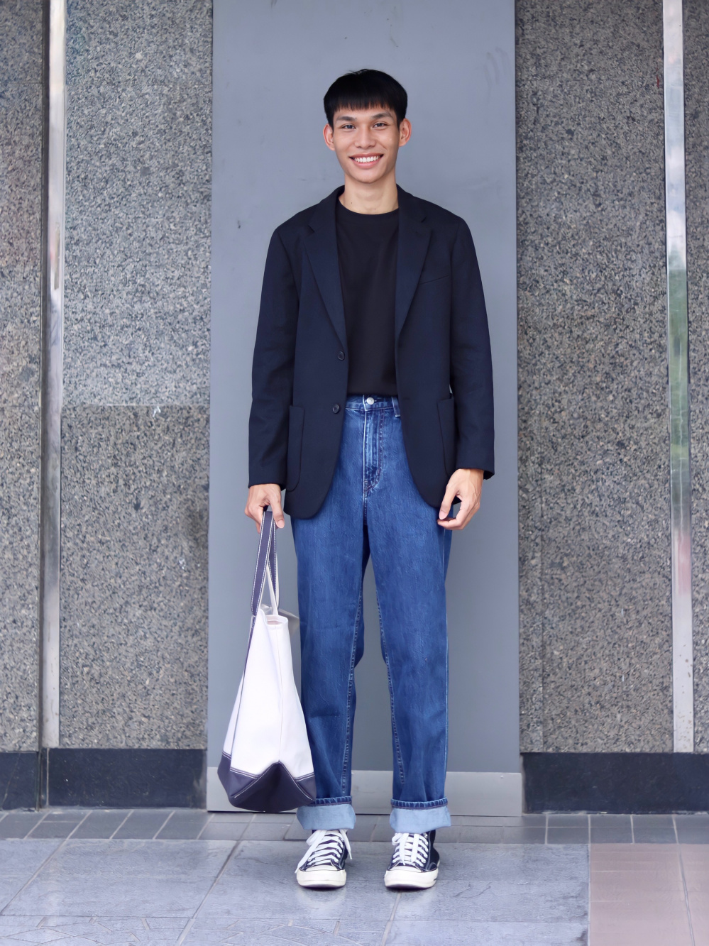 Check styling ideas for「Wide Fit Jeans」