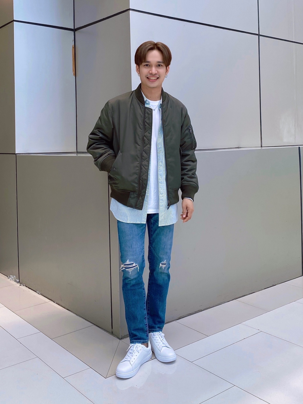 Uniqlo shop u bomber