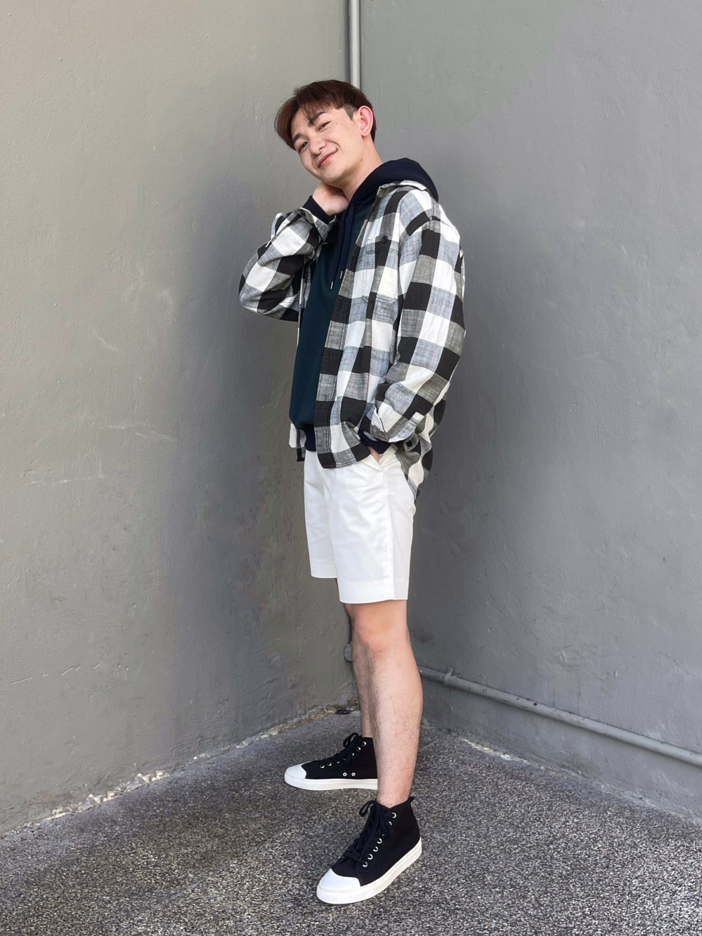 Gray high top hot sale vans outfit