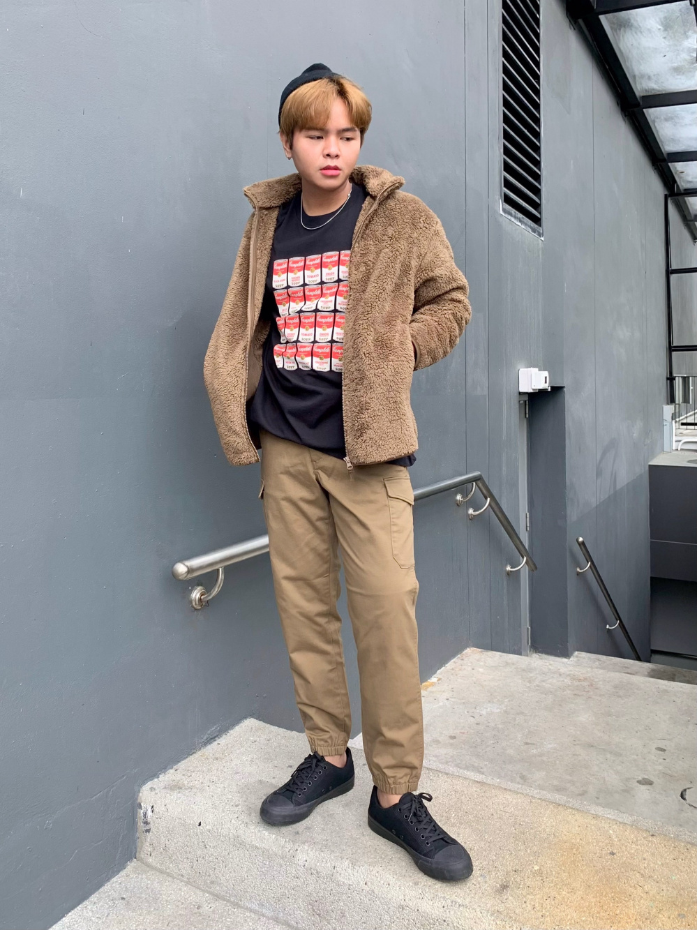 Check styling ideas for「Cargo Jogger Pants (Slim Fit)」 UNIQLO PH