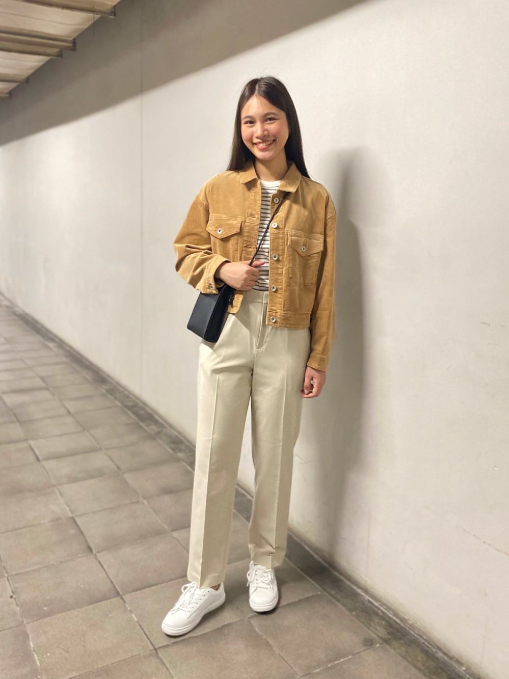 Shop looks for「Corduroy Cropped Jacket、Pleated Wide Pants」