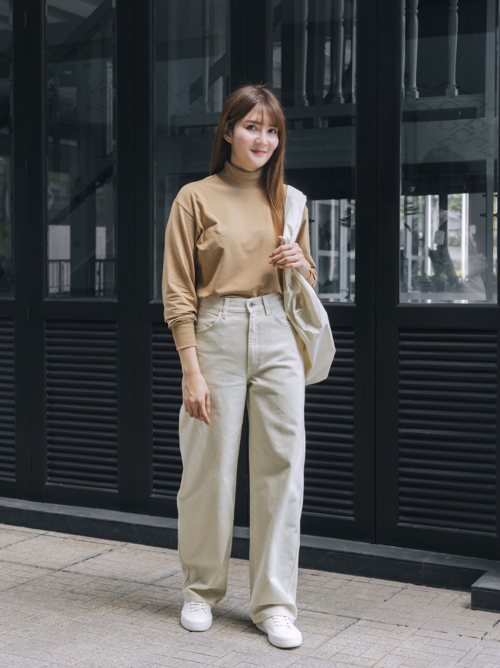 Studio Sol - Our Corsage blouse in the Eden Print paired with Our Smocked  Pants in Parchment is an outfit that you'll be reaching for all year long  💗