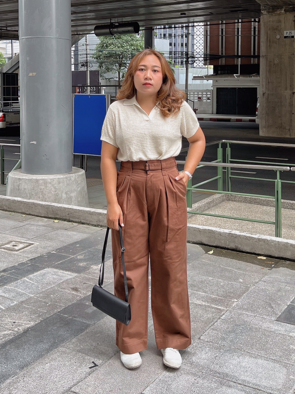 UNIQLO U BELTED PLEATED WIDE PANTS