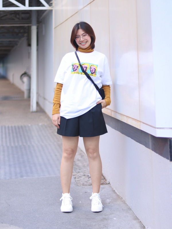 WOMEN'S SMART TUCKED SHORTS | UNIQLO SG