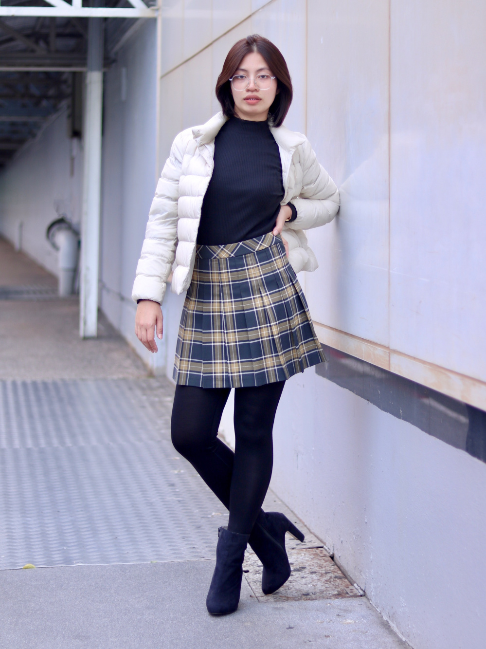 Check styling ideas for「Pleated Checked Mini Skirt」