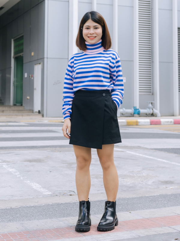 Uniqlo hotsell striped turtleneck