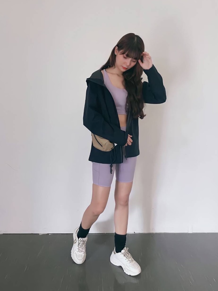 Check styling ideas for「Hypebeast Community Center Coach Jacket (Peaches)」