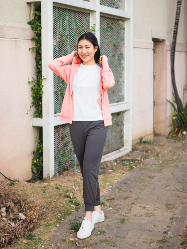 Uniqlo cheap ladies joggers