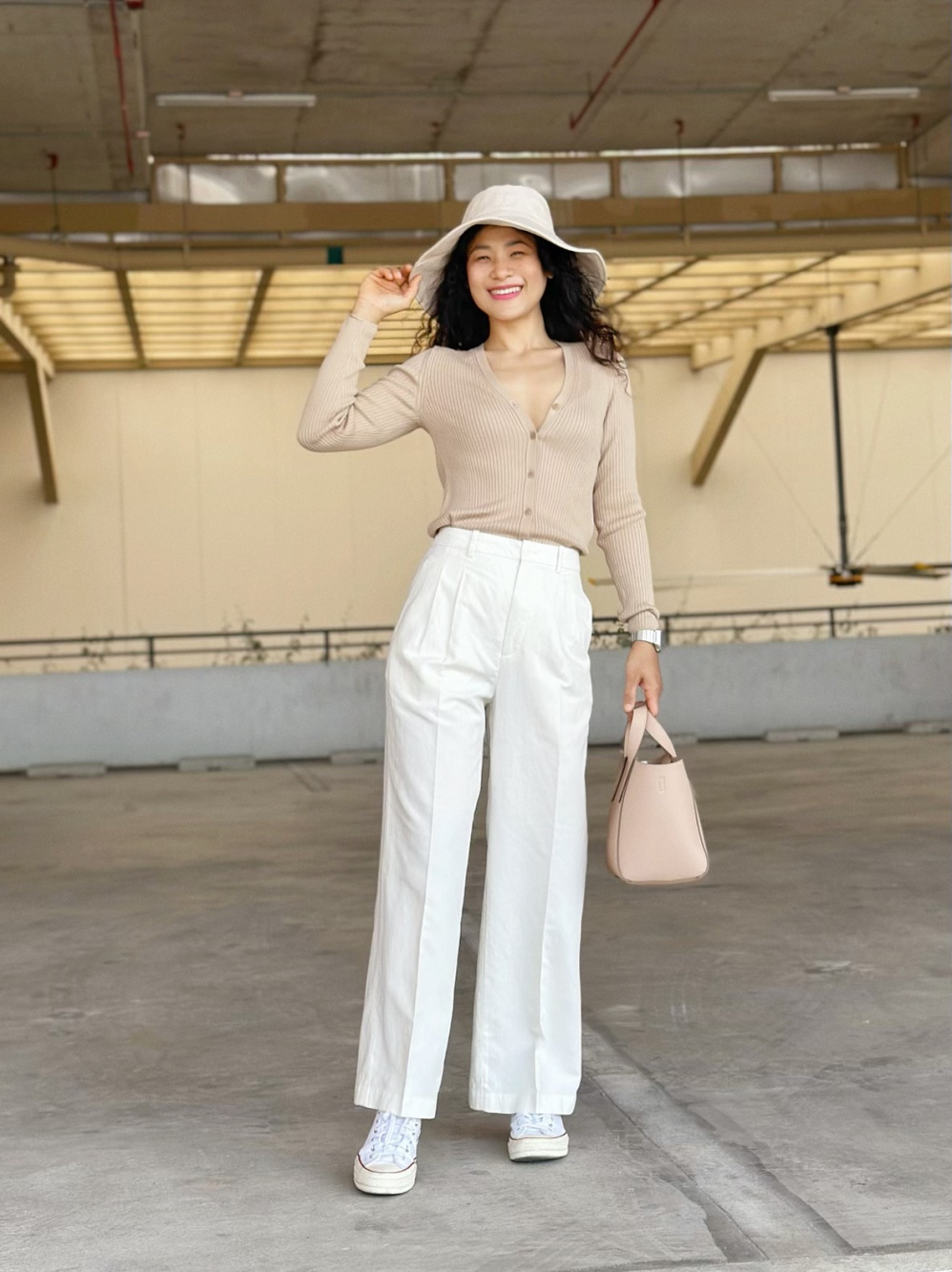 LINEN BLEND PLEATED WIDE PANTS