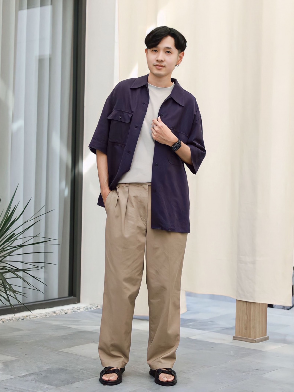 MEN UNIQLO U WIDE LEG PLEATED TAPERED CHINO TROUSERS