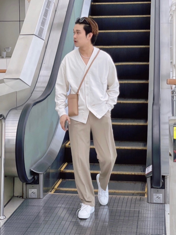 Uniqlo + Pleated Wide Pants