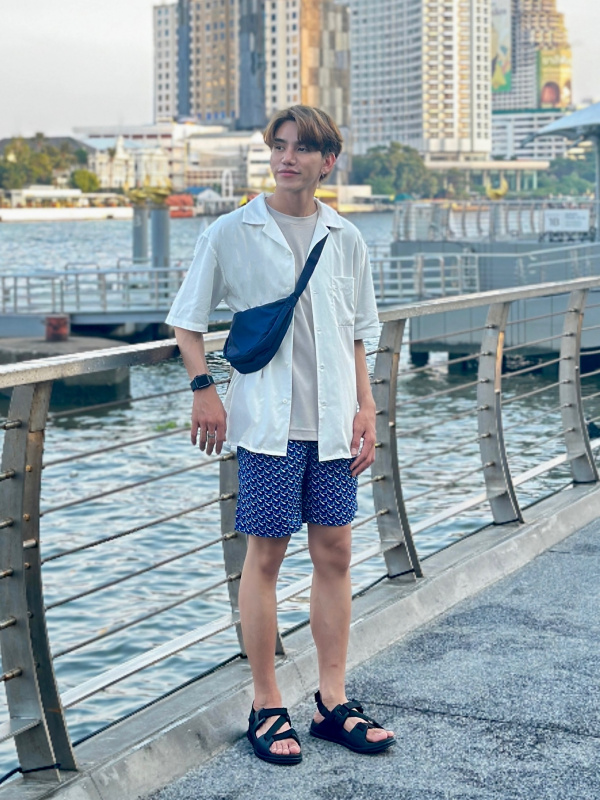 Uniqlo sandals sale