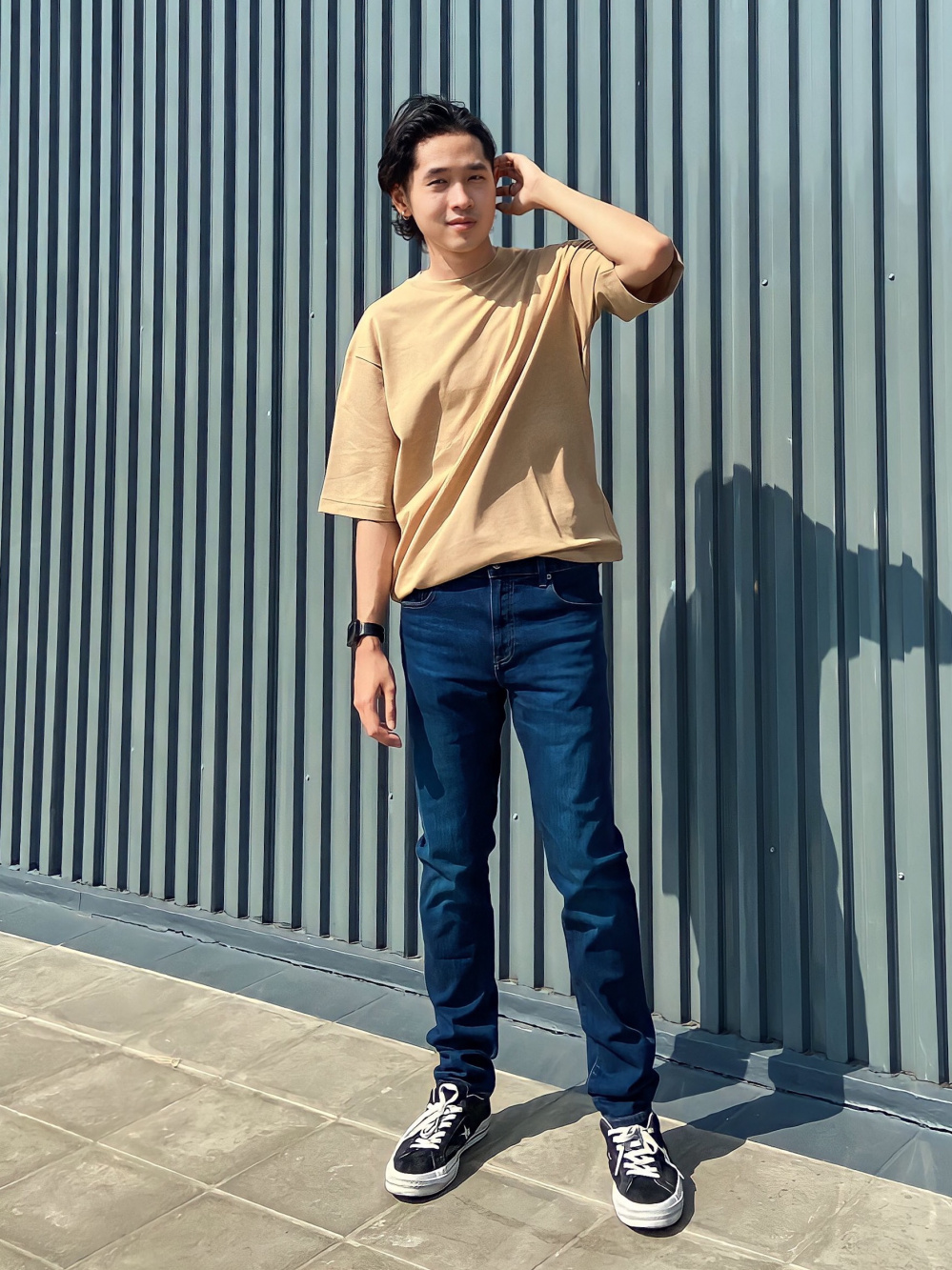 Pullover jeans deals
