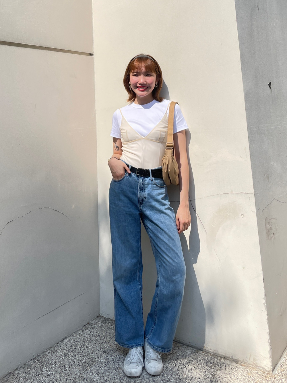 Check styling ideas for「U Crew Neck Short Sleeve TShirt、Baggy Jeans