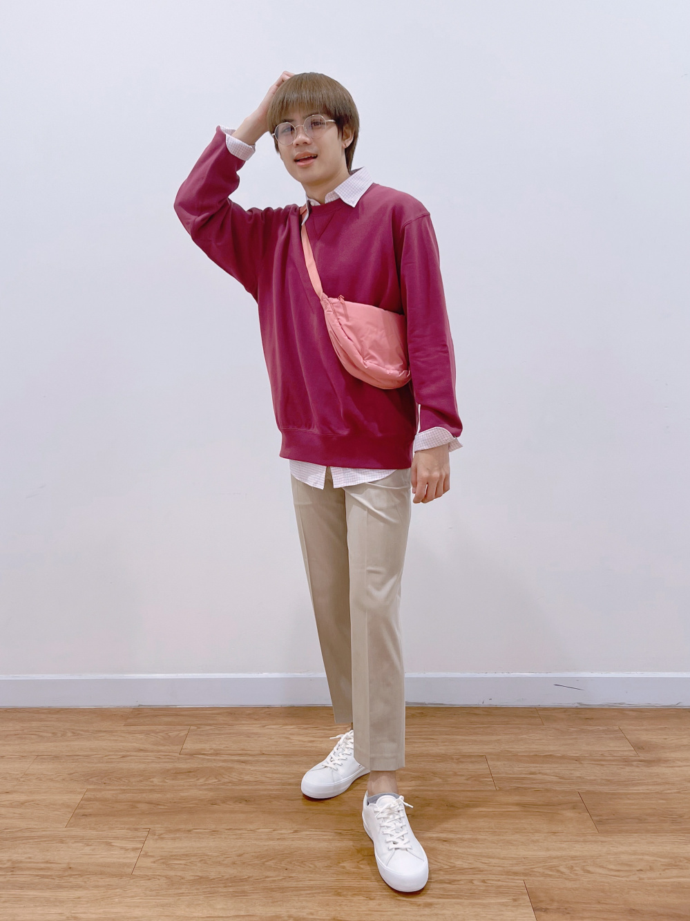 Check styling ideas for「U Oversized Checked Long Sleeve Shirt、U Wide Fit  Pleated Chino Pants」