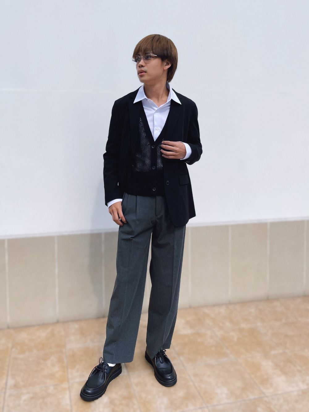 Check styling ideas for「PLEATED WIDE PANTS」