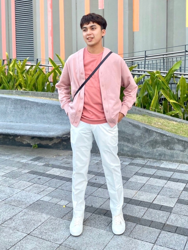 Men on sale pink cardigan