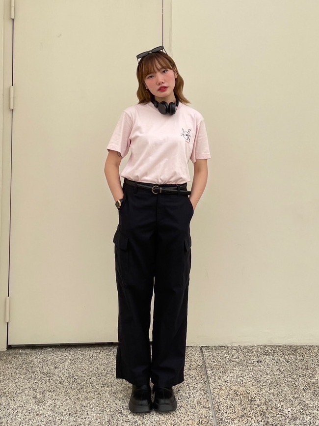 Check styling ideas for「Wide Straight Cargo Pants」