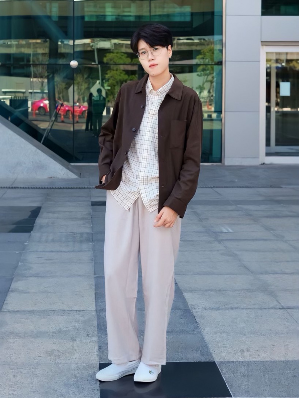 ANN2524: uniqlo women L size jogger/ uniqlo light grey jogger pants