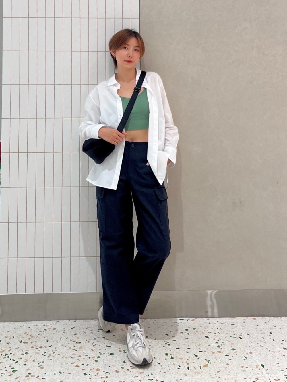 Check styling ideas for「Wide Straight Cargo Pants」