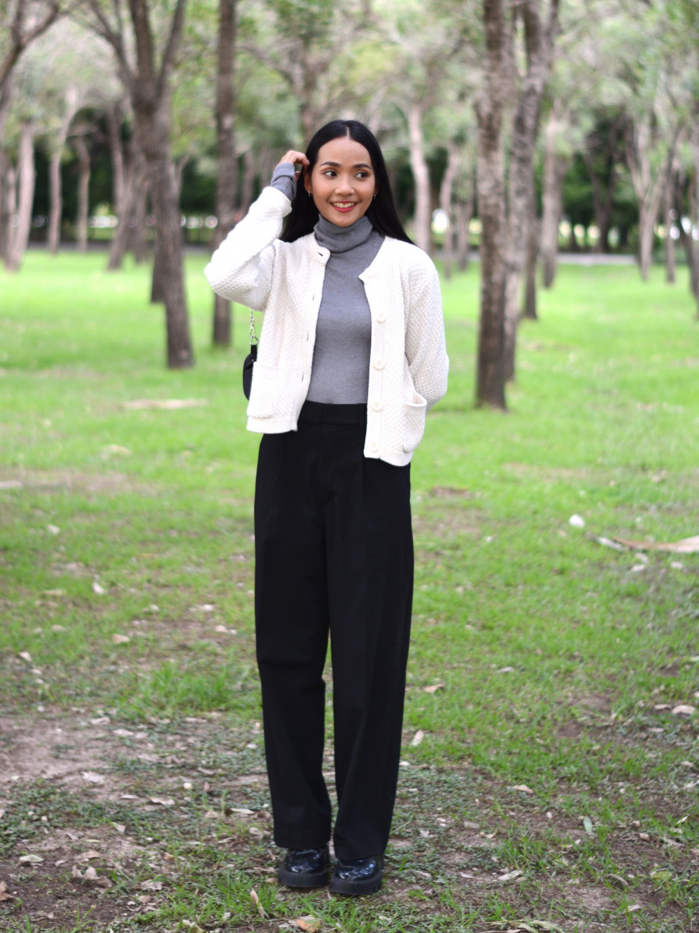 Check styling ideas for「EXTRA FINE MERINO RIBBED POLO CARDIGAN、PLEATED WIDE  PANTS」