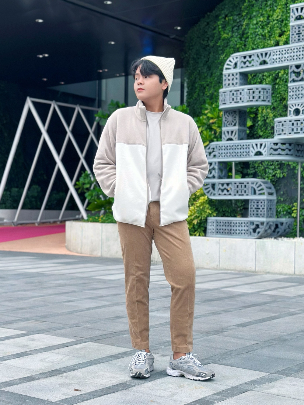 Check Styling Ideas For「U AIRism Cotton Oversized Crew